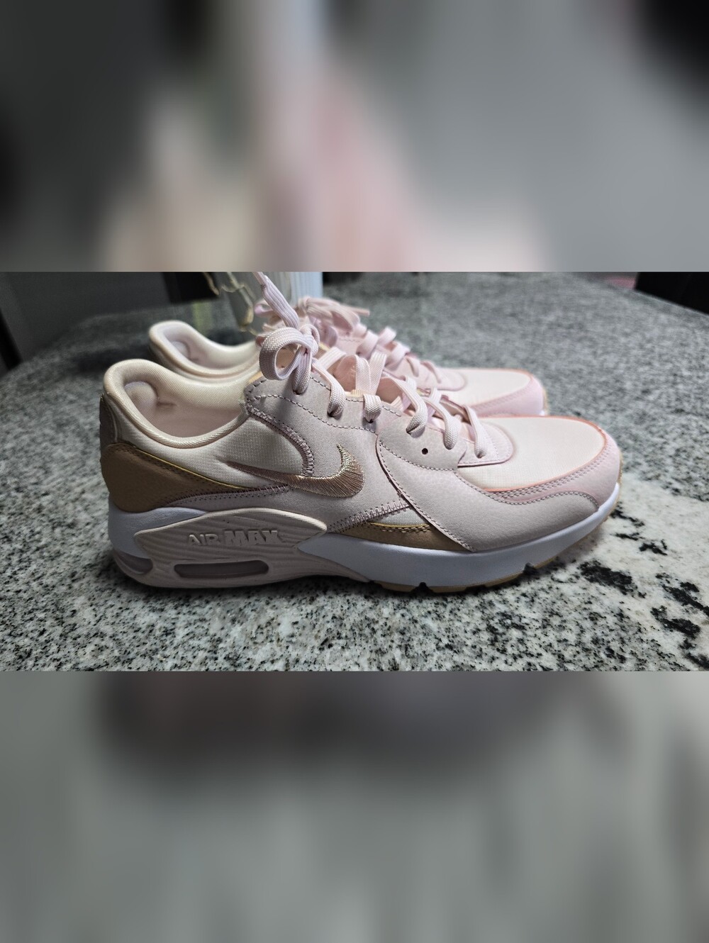 🔈🔈MOVING SALE🔈🔈NIKE AIR MAX EXCEE LOW  SNEAKERS WOMEN SHOES PINK/SHIMMER